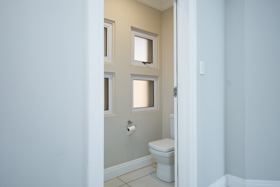 5 Bedroom Property for Sale in Blue Horizon Bay Eastern Cape